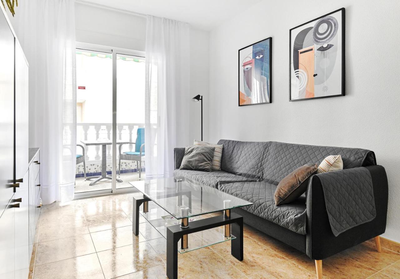 Cozy Apartment Near Playa Del Cura In Torrevieja Kültér fotó