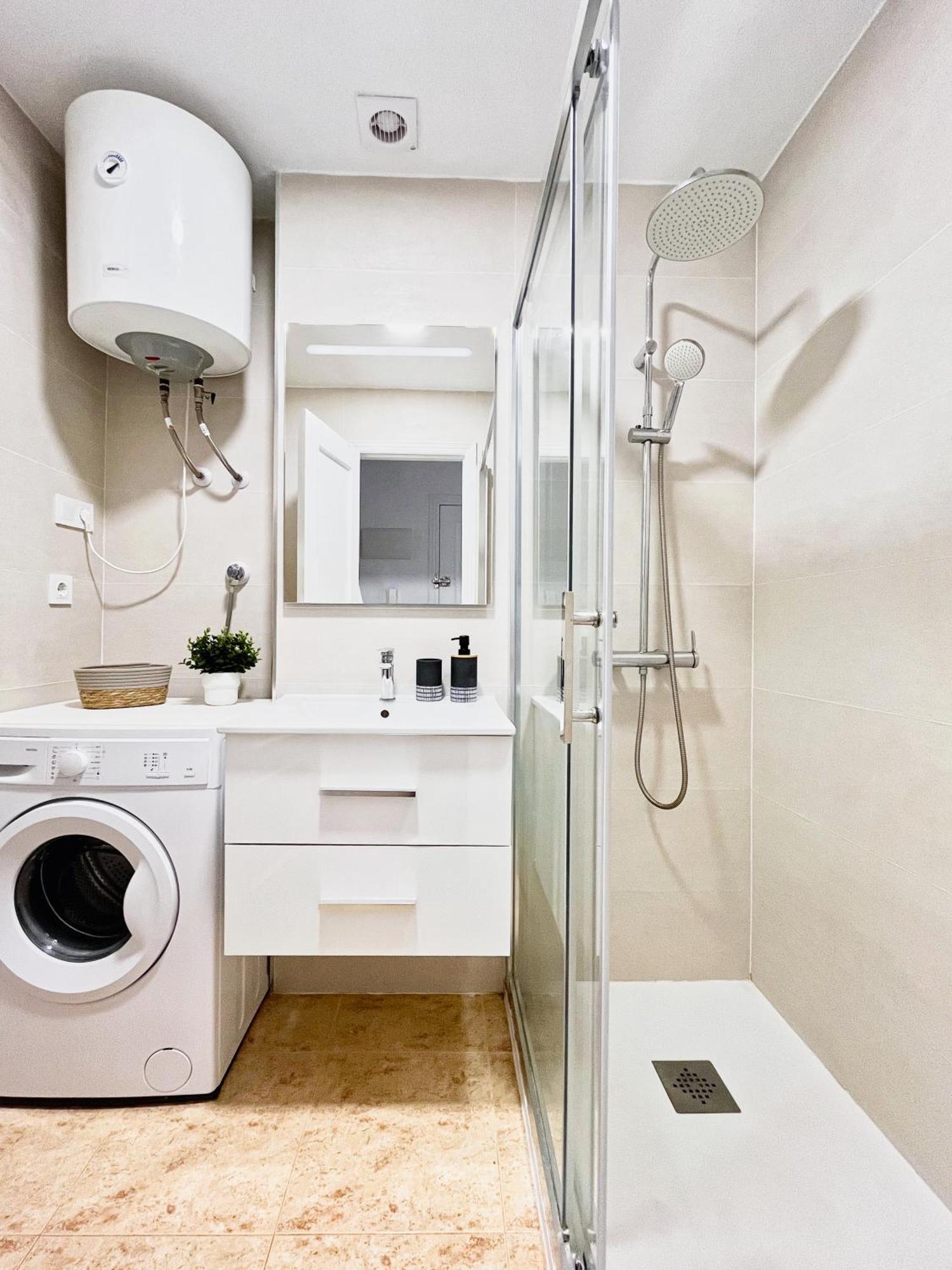 Cozy Apartment Near Playa Del Cura In Torrevieja Kültér fotó
